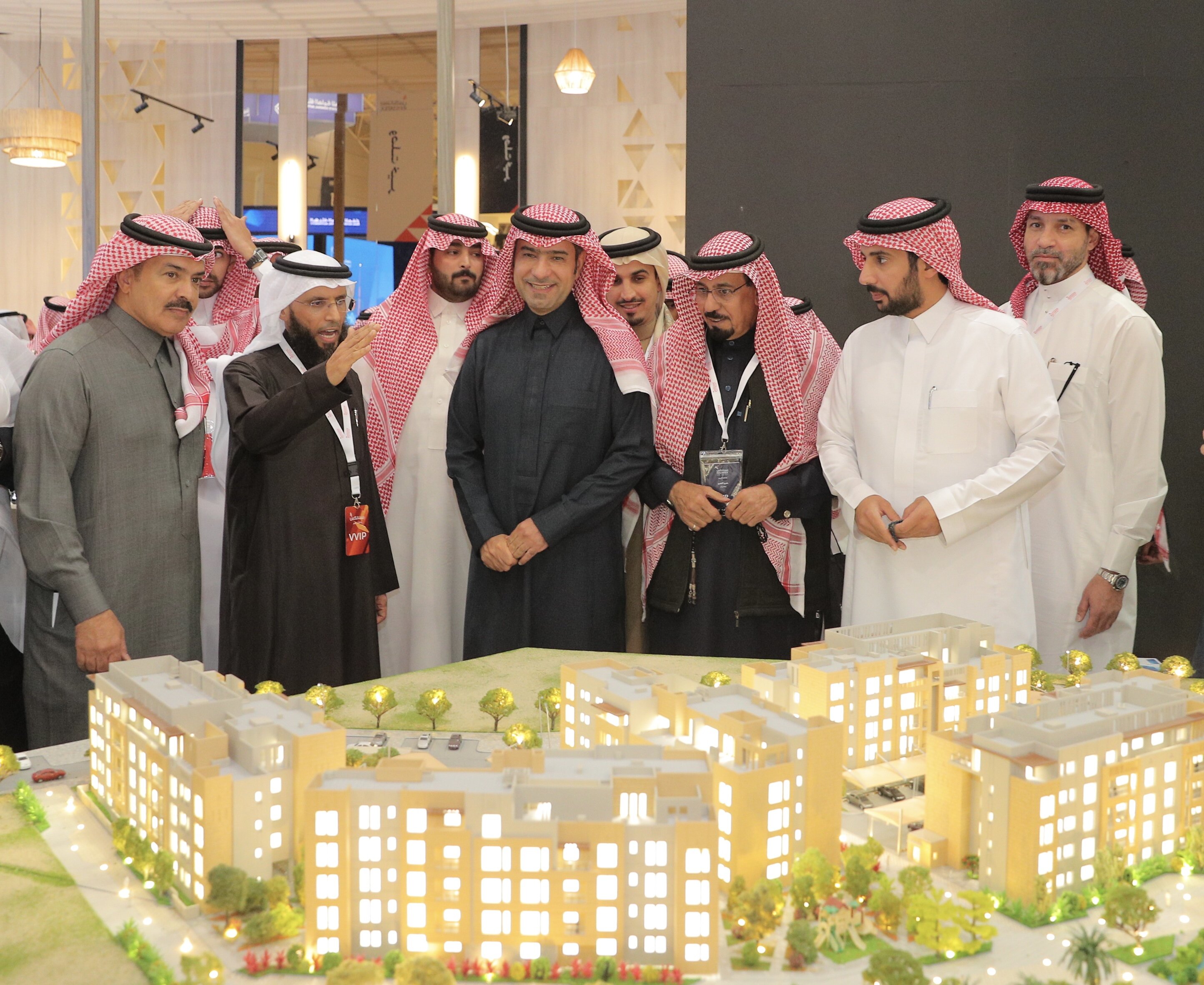 Al-Hogail inaugurates the Restatex Riyadh Real Estate Exhibition 2024 .. and witnesses the signing of agreements and the launch of funds worth 3.5 billion riyals